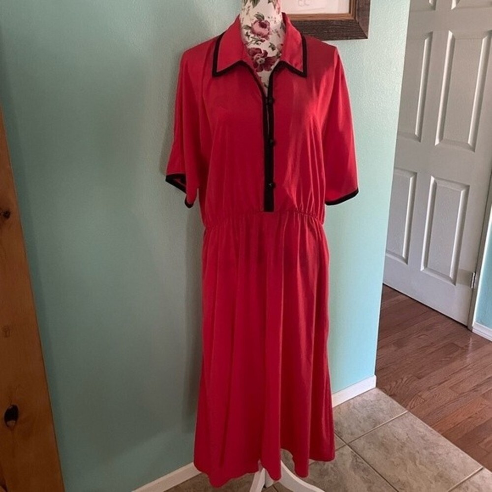 Vintage Red and Black Dress Size 16